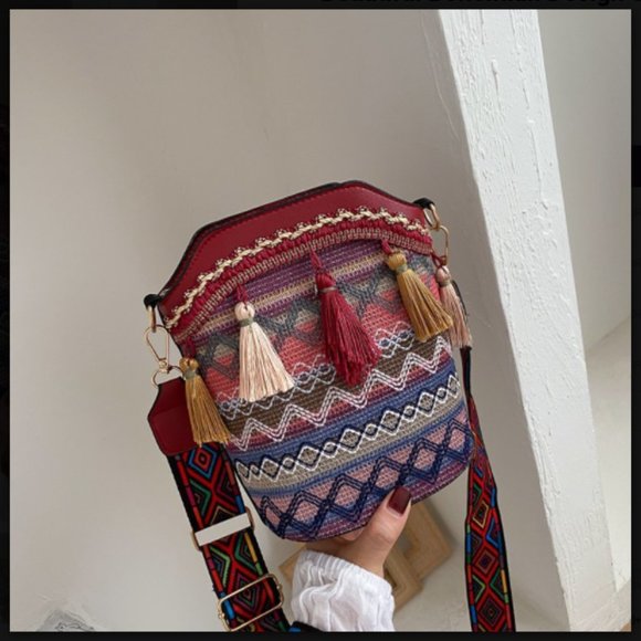 Handbags - Women's Trendy Native Bohemian Tassel Knit Zipper Sling Bag/Purse Red/Blue